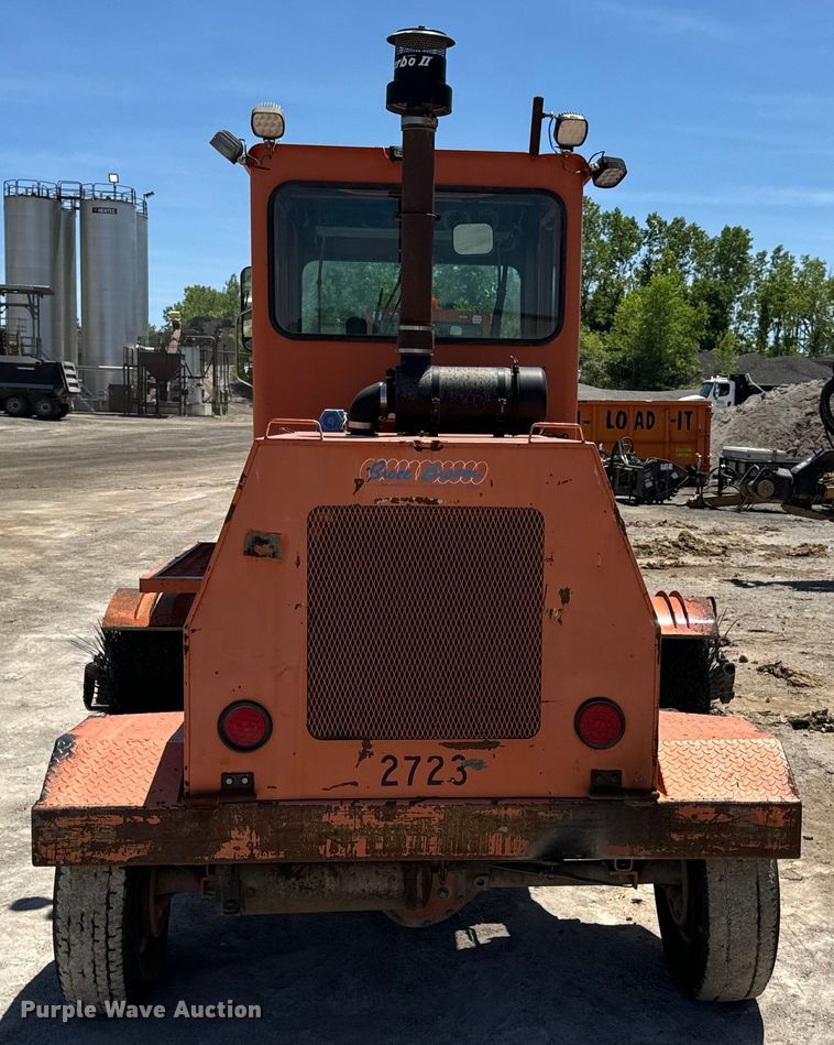 image for item DL4456 2003 Broce CR350 broom