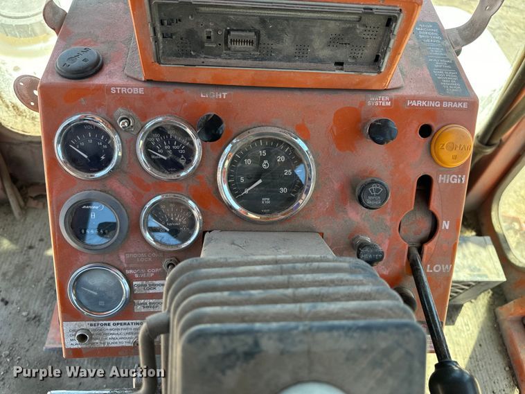 image for item DL4456 2003 Broce CR350 broom