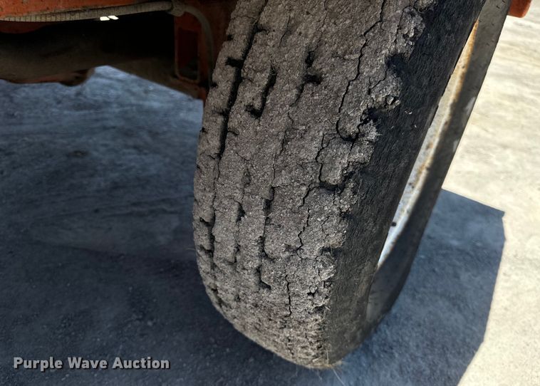 image for item DL4456 2003 Broce CR350 broom