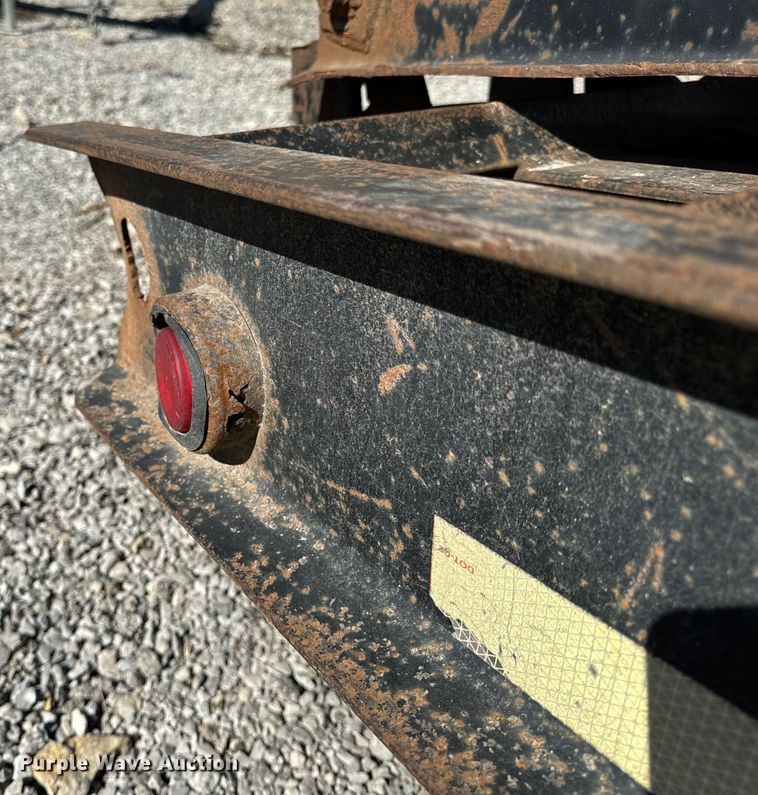 image for item DL4460 2005 Belshe equipment trailer