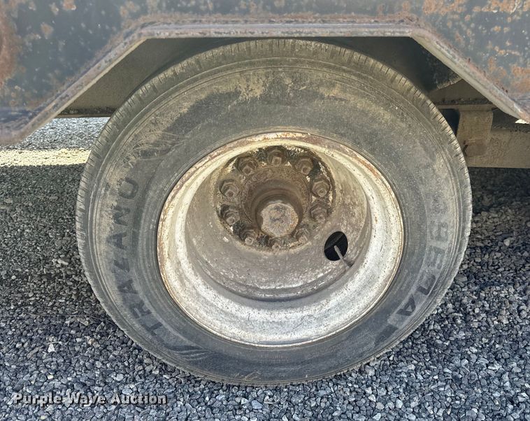 image for item DL4460 2005 Belshe equipment trailer