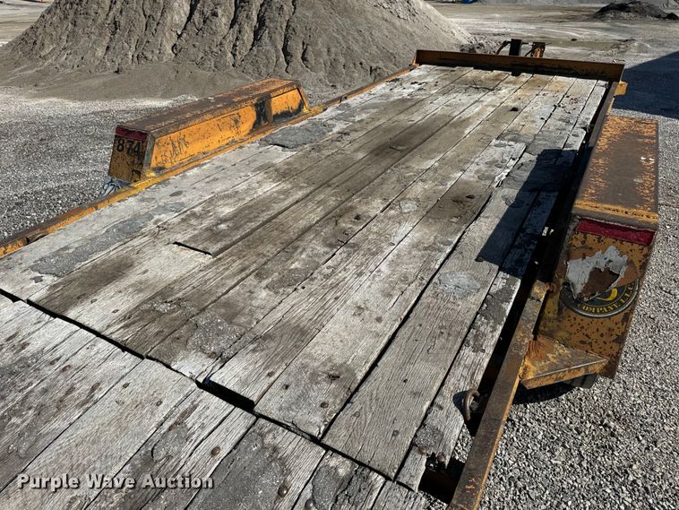 image for item DL4461 2005 Redi Haul equipment trailer