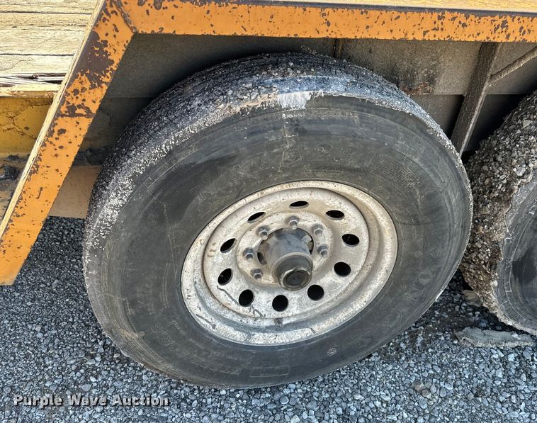 image for item DL4461 2005 Redi Haul equipment trailer