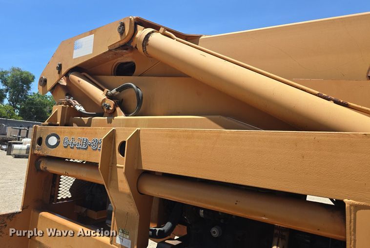 image for item DM1722 1996 Lull 644B-37 Highlander II telehandler