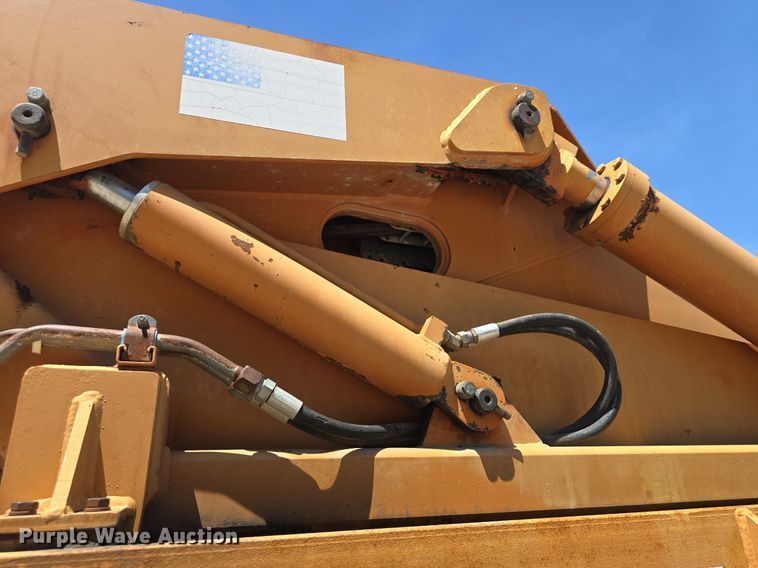 image for item DM1722 1996 Lull 644B-37 Highlander II telehandler