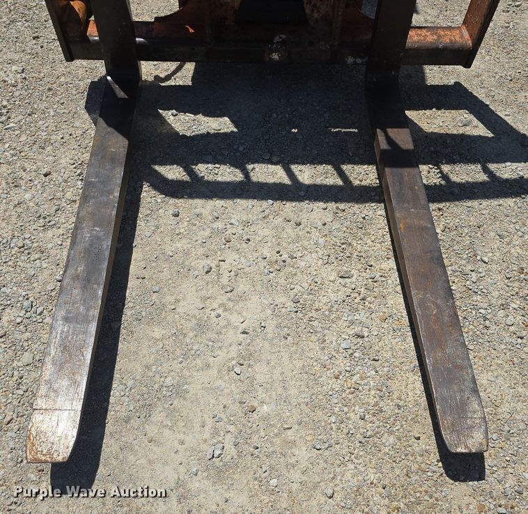 image for item DM1722 1996 Lull 644B-37 Highlander II telehandler