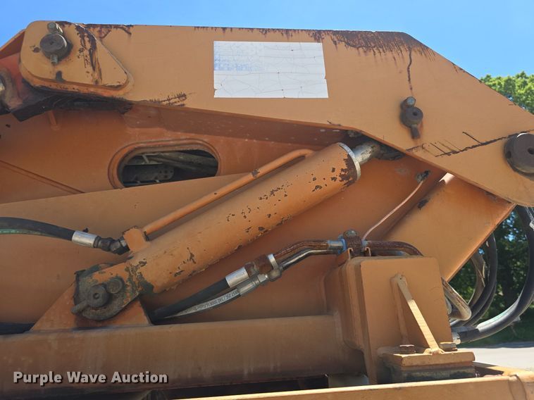 image for item DM1722 1996 Lull 644B-37 Highlander II telehandler