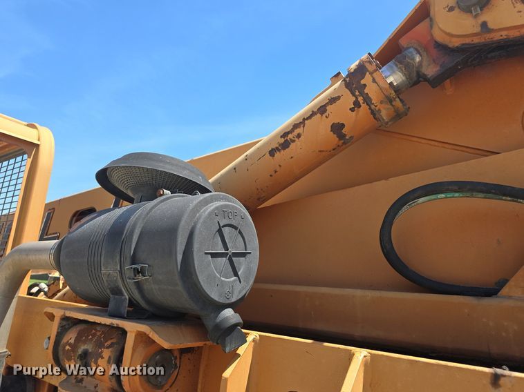 image for item DM1722 1996 Lull 644B-37 Highlander II telehandler