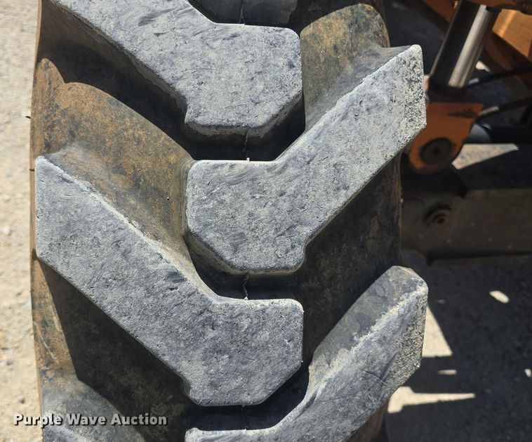 image for item DM1722 1996 Lull 644B-37 Highlander II telehandler