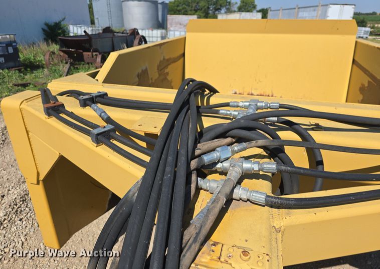 image for item DM1725 Garfield scraper