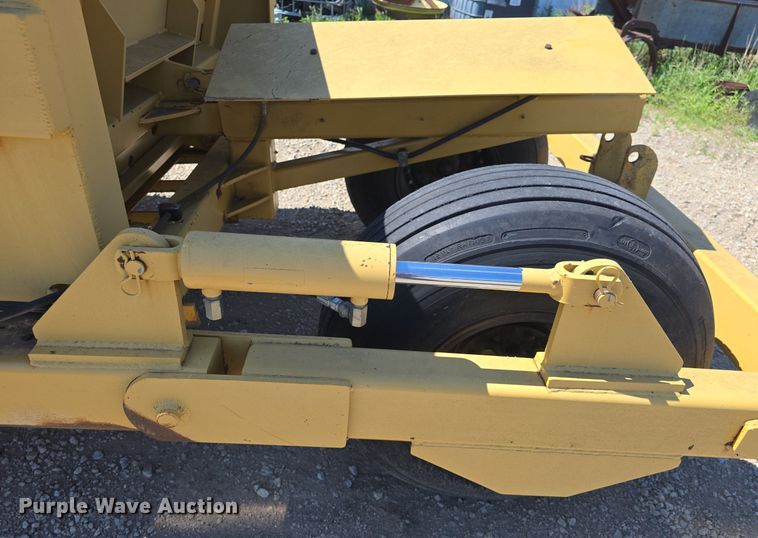 image for item DM1725 Garfield scraper