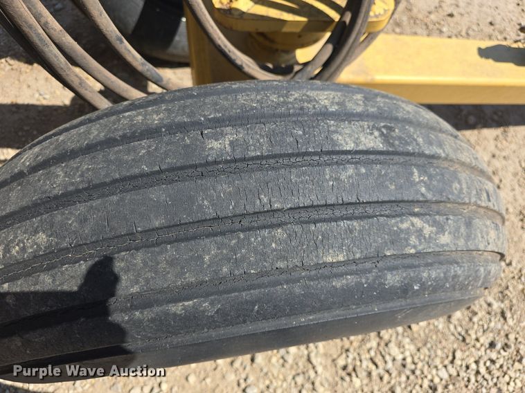 image for item DM1725 Garfield scraper