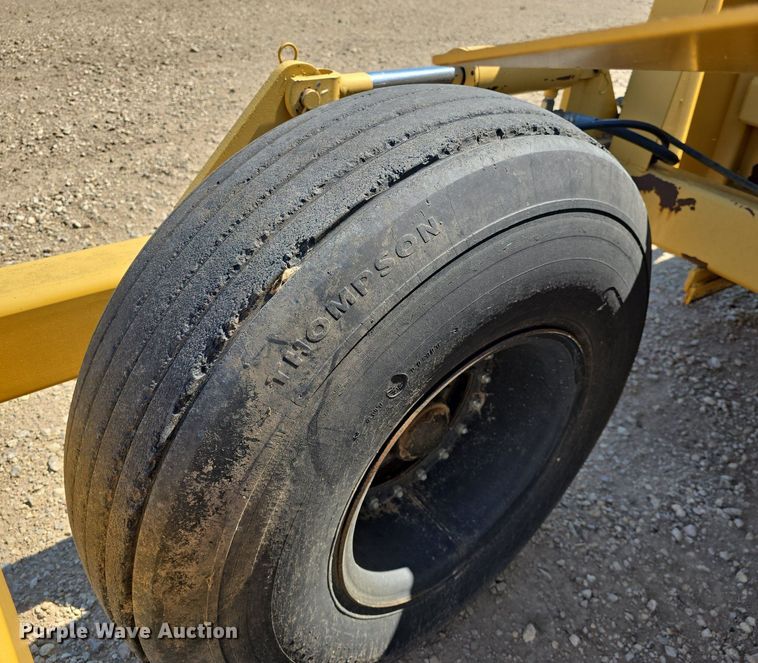 image for item DM1725 Garfield scraper