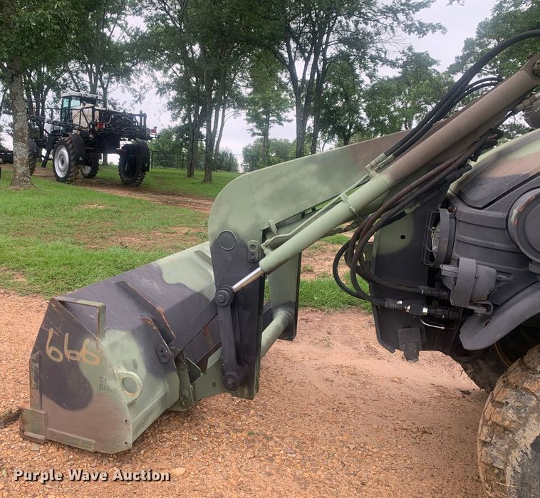 image for item DM7877 1989 Freightliner Unimog FLU419 emplacement excavator