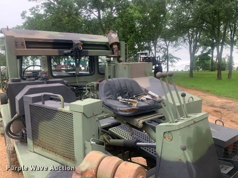 image for item DM7877 1989 Freightliner Unimog FLU419 emplacement excavator