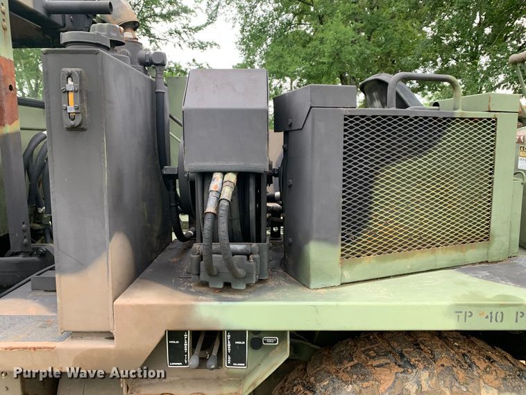 image for item DM7877 1989 Freightliner Unimog FLU419 emplacement excavator