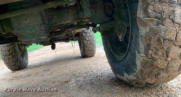 image for item DM7877 1989 Freightliner Unimog FLU419 emplacement excavator