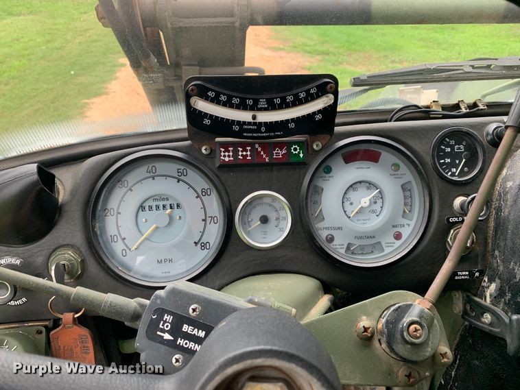 image for item DM7877 1989 Freightliner Unimog FLU419 emplacement excavator