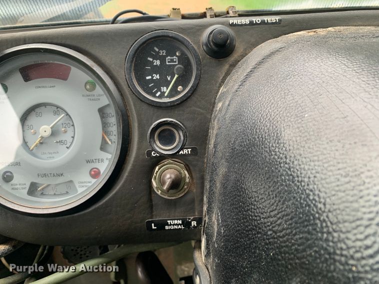 image for item DM7877 1989 Freightliner Unimog FLU419 emplacement excavator