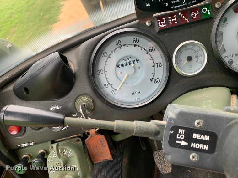 image for item DM7877 1989 Freightliner Unimog FLU419 emplacement excavator