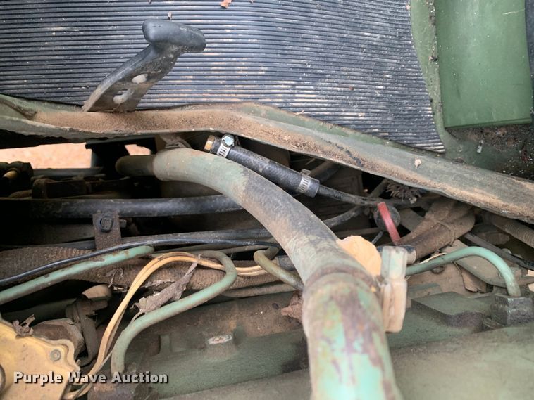 image for item DM7877 1989 Freightliner Unimog FLU419 emplacement excavator