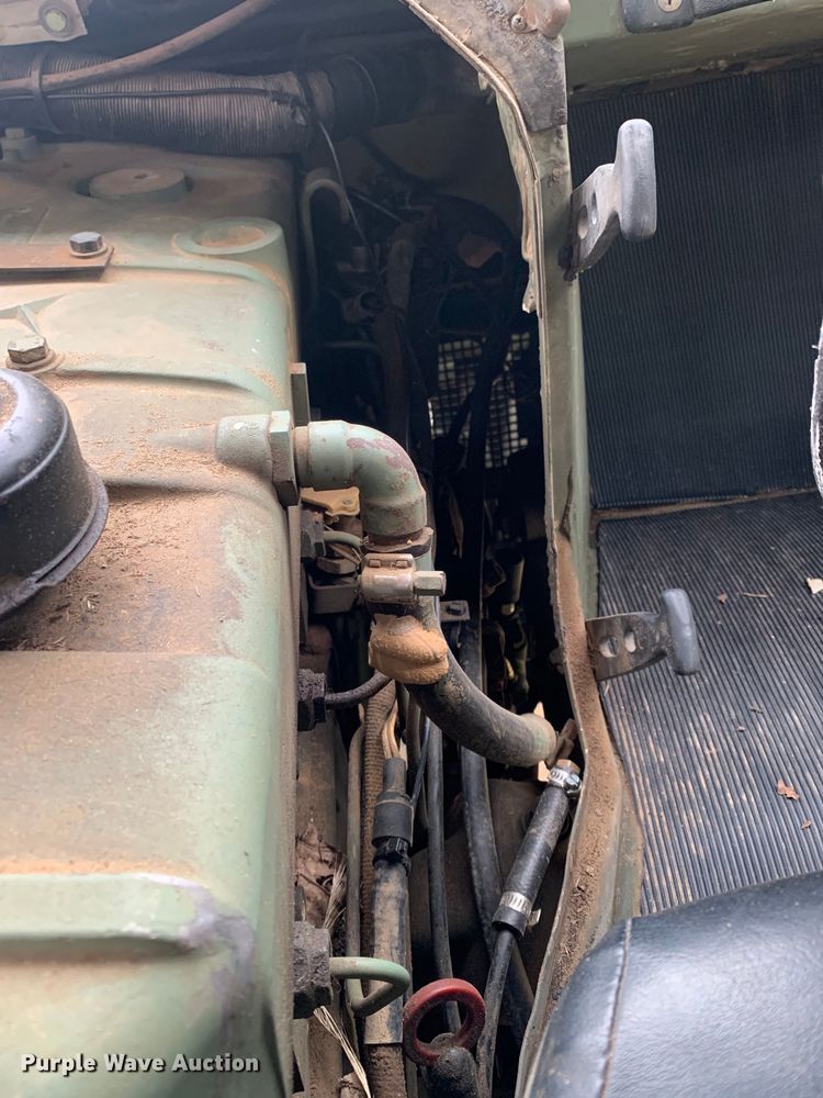 image for item DM7877 1989 Freightliner Unimog FLU419 emplacement excavator