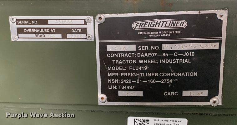 image for item DM7877 1989 Freightliner Unimog FLU419 emplacement excavator