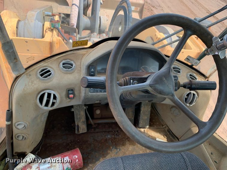 image for item DM7879 2012 Volvo  L150G wheel loader