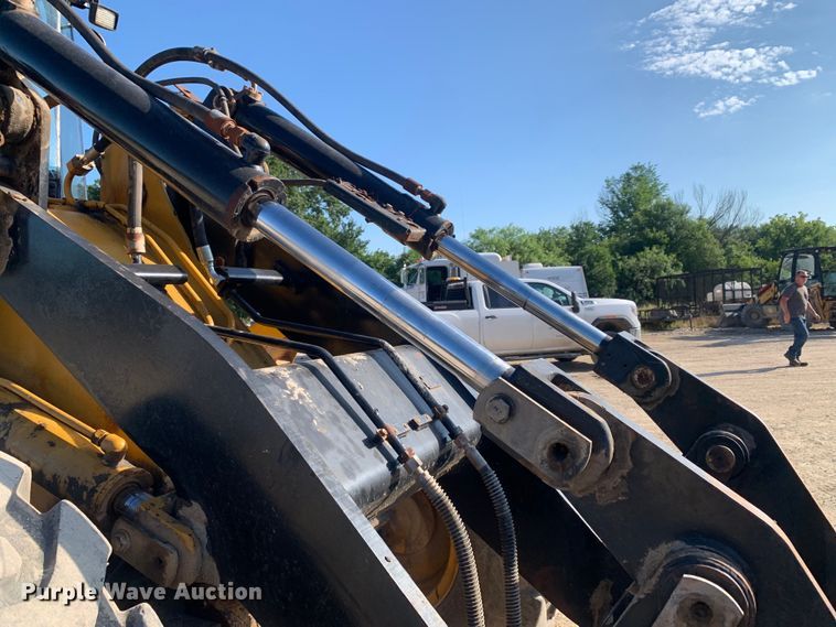 image for item DM7880 2004 Caterpillar IT38G Series II wheel loader