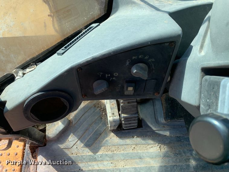 image for item DM7880 2004 Caterpillar IT38G Series II wheel loader