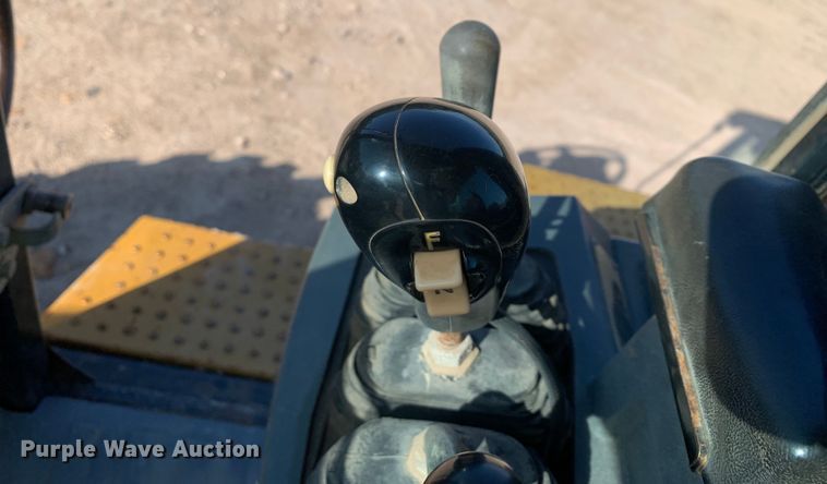 image for item DM7880 2004 Caterpillar IT38G Series II wheel loader