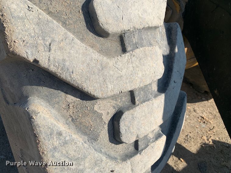 image for item DM7880 2004 Caterpillar IT38G Series II wheel loader