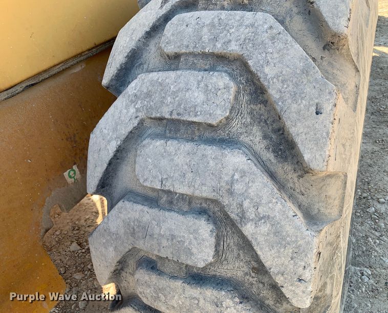 image for item DM7880 2004 Caterpillar IT38G Series II wheel loader