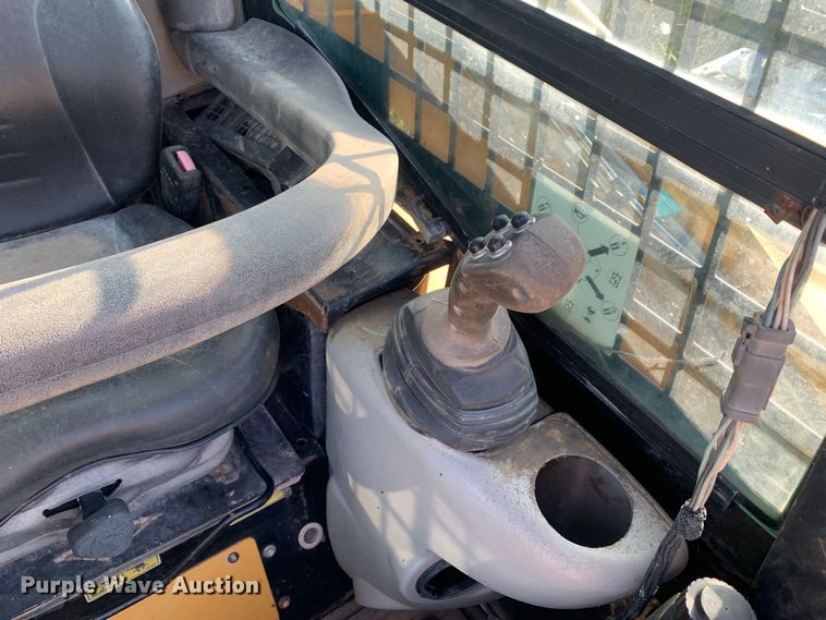 image for item DM7883 2007 Caterpillar 287B tracked skid steer loader