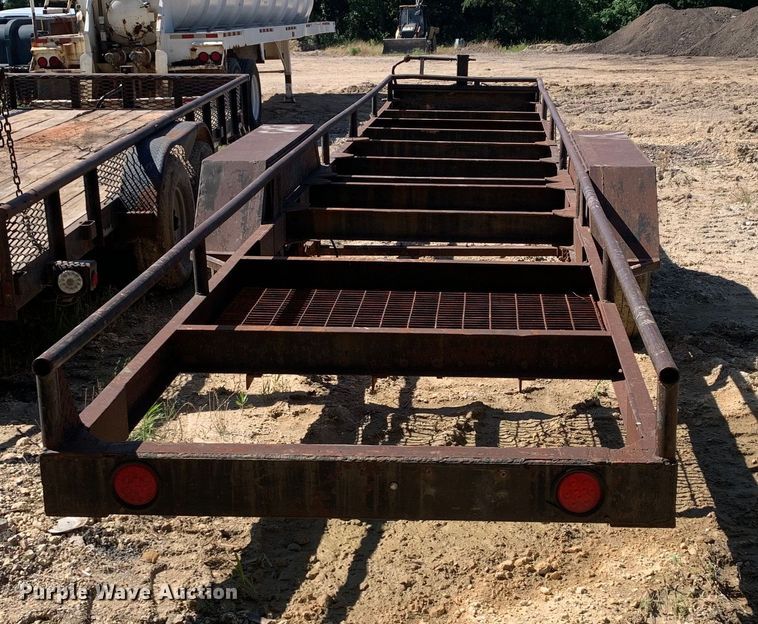 image for item DM7884 1982 Cronkhite pipe trailer