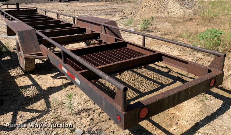 image for item DM7884 1982 Cronkhite pipe trailer