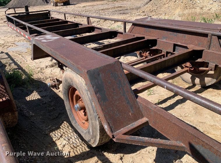 image for item DM7884 1982 Cronkhite pipe trailer