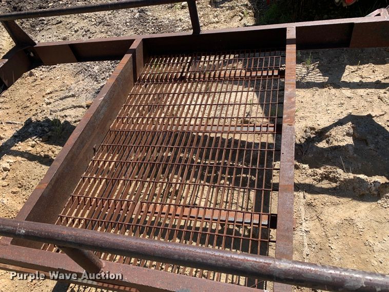 image for item DM7884 1982 Cronkhite pipe trailer