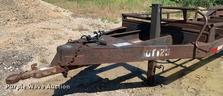 image for item DM7884 1982 Cronkhite pipe trailer