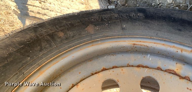 image for item DM7884 1982 Cronkhite pipe trailer