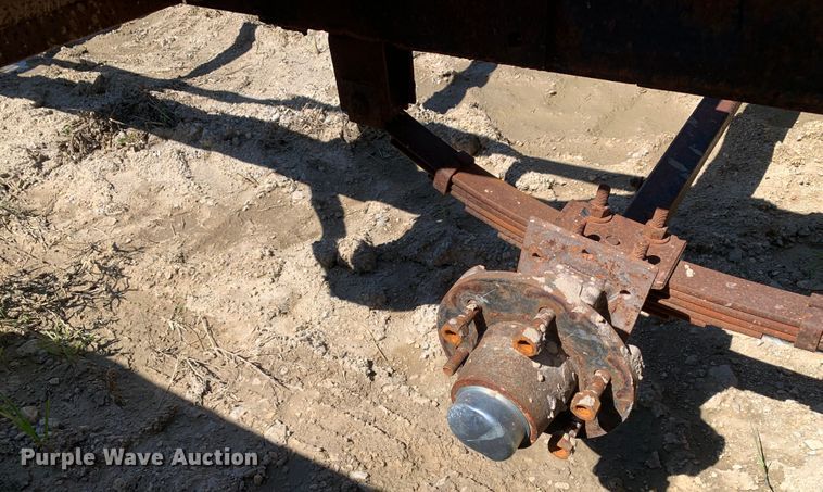 image for item DM7884 1982 Cronkhite pipe trailer