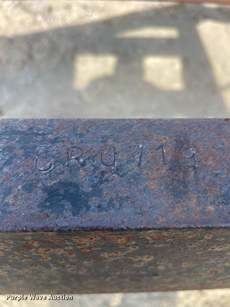 image for item DM7884 1982 Cronkhite pipe trailer