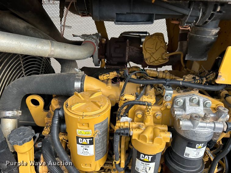 image for item DO6510 2014 Caterpillar  D5K2 XL dozer