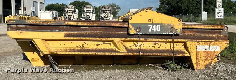 image for item DO6515 Caterpillar 740 ejector bed