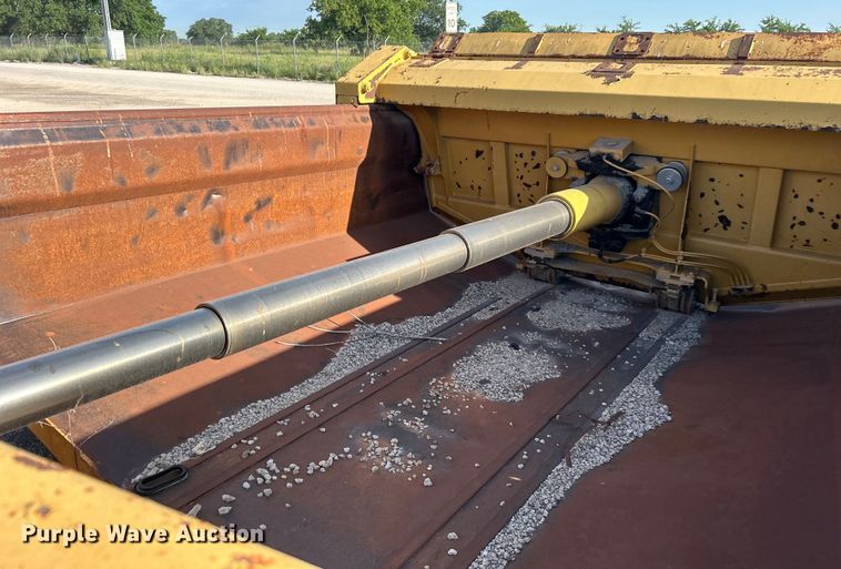 image for item DO6515 Caterpillar 740 ejector bed