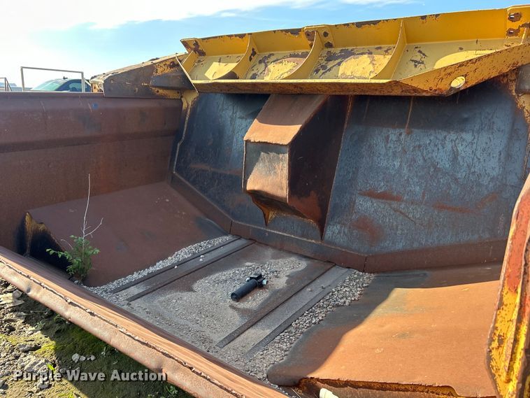 image for item DO6515 Caterpillar 740 ejector bed