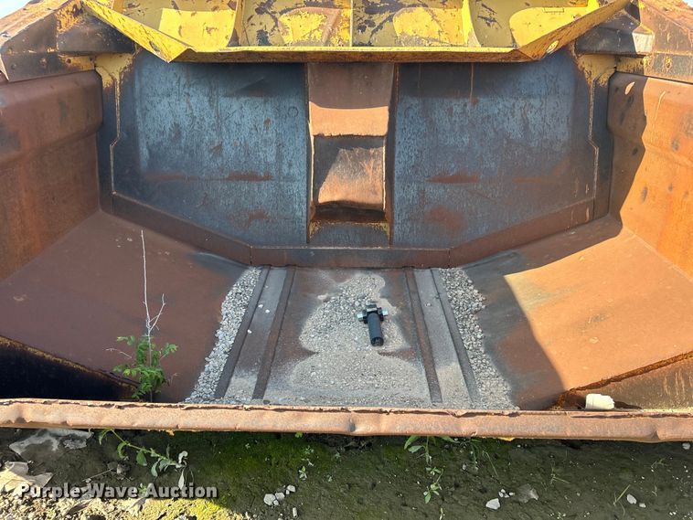 image for item DO6515 Caterpillar 740 ejector bed