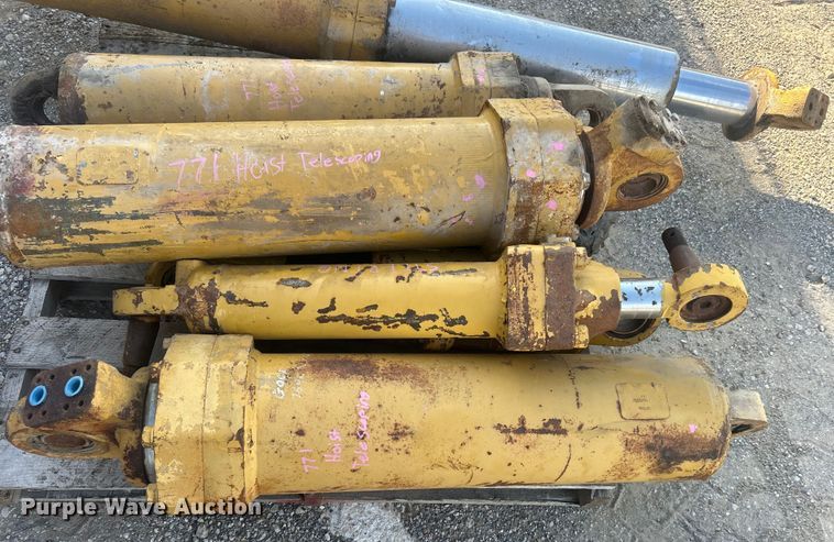 image for item DO6516 Haul truck parts