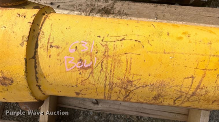 image for item DO6518 (9) hydraulic cylinders