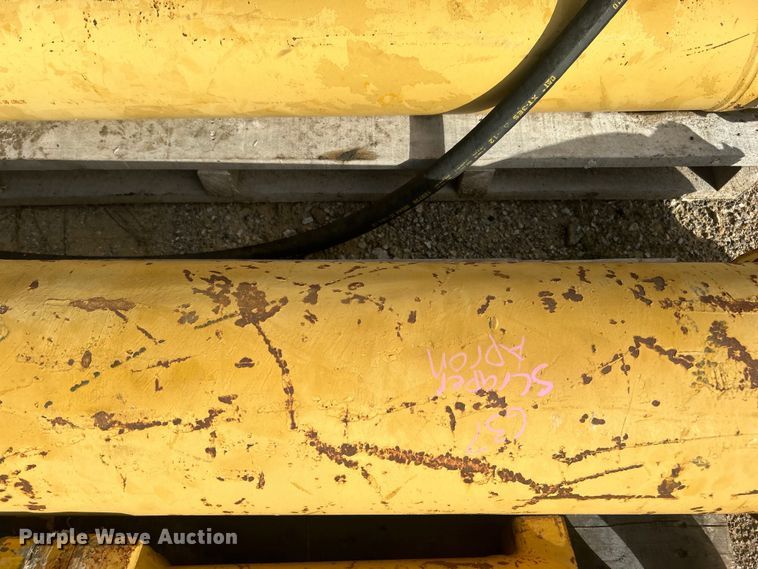 image for item DO6518 (9) hydraulic cylinders